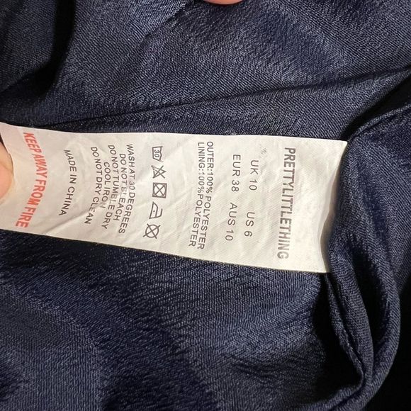 PrettyLittleThing Navy Blue Twist Front Short Rompers Sexy Club Wear Sz 6 - Picture 6 of 11